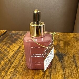 Sand+Fog Jasmine & Cedarwood Eau de Parfum Oil - Rose Blush Bottle